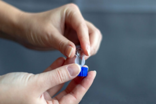 角膜塑形镜示意图 角膜塑形镜示意图