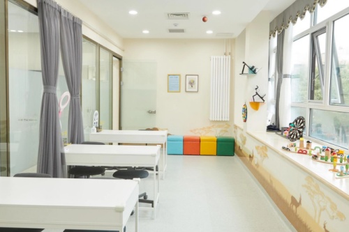 铂林眼科医院休息区 铂林眼科医院休息区