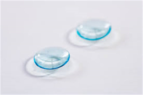 好奇：长期佩戴隐形眼镜都有哪些危害？影响我做近视手术吗？