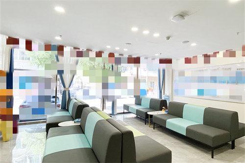 大连华厦眼科医院休息区