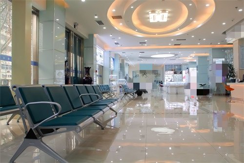 郑州博爱眼科医院大厅