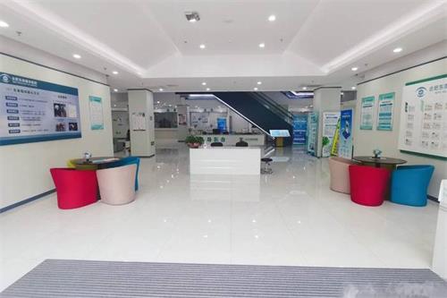 合肥东南眼科医院大厅