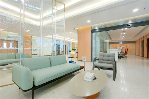 甘肃爱尔眼科医院候诊休息沙发