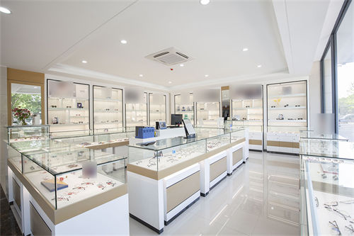 聊城华厦眼科医院配镜区