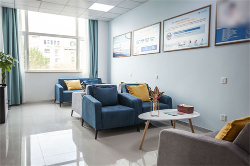 聊城华厦眼科医院休息沙发