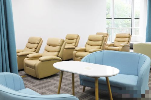 成都佰视佳眼科等待区