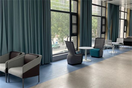 郑州尖峰眼科医院休息区