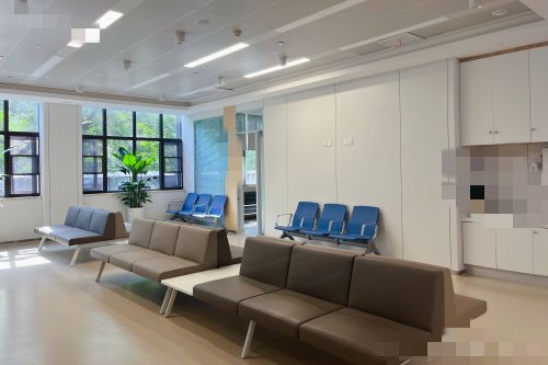 郑州普瑞眼科医院等待区