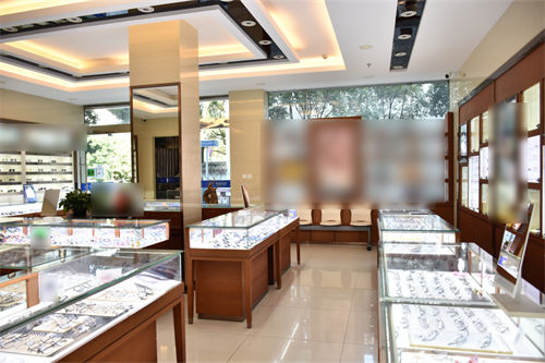 昆明眼科医院配镜区