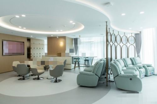 深圳悦瞳眼科休息区