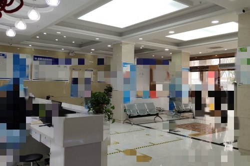 南阳尖峰眼科医院收费处