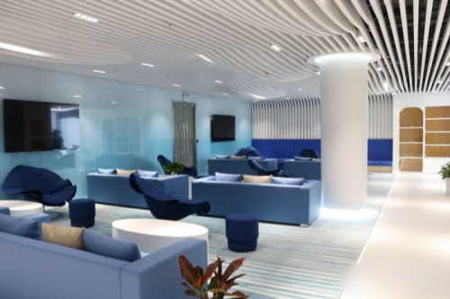 西安#2Y*&x*b眼科医院候诊区