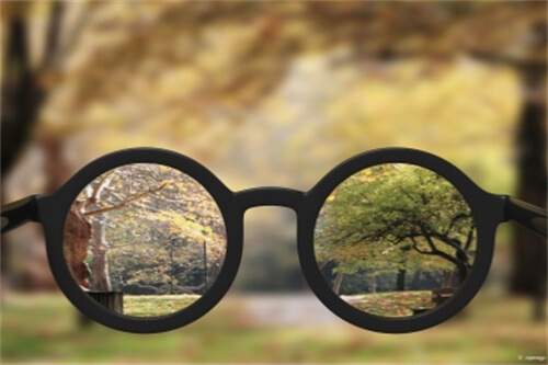 近视示意图 近视示意图