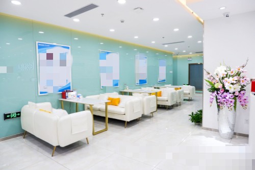 深圳佰视佳眼科等待区