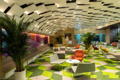 深圳黑马眼科医院等候区