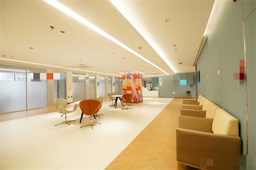 深圳博爱曙光眼#2Y*&x*b厅等待区