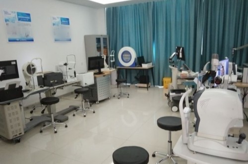 聊城华厦眼科医院验光区