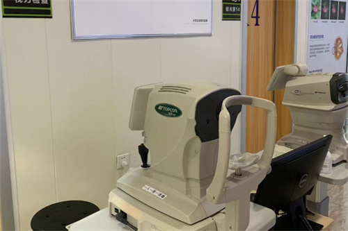 佛山爱尔眼科检查仪器