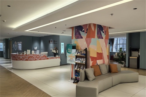 深圳博爱曙光眼科医院大厅