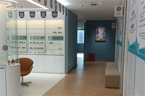 深圳博爱曙光眼科医院内部