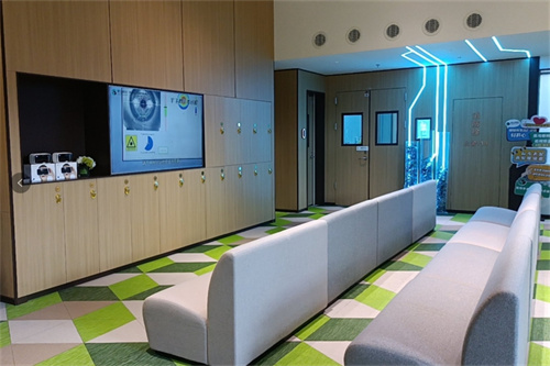 深圳黑马眼科医院等候区