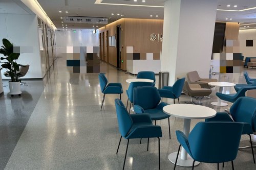 湖北普瑞眼科医院休息区域