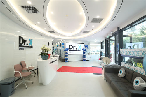 北京羽视眼科万通店大厅