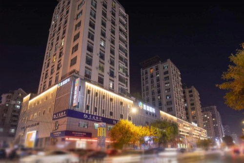 沈阳普瑞眼科医院夜景 沈阳普瑞眼科医院夜景