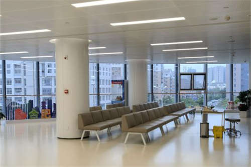 合肥普瑞眼科医院休息候诊区