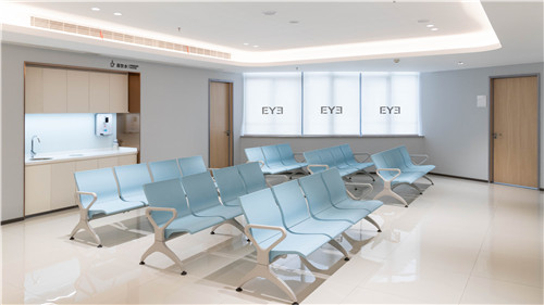 爱尔眼科等待区 爱尔眼科等待区