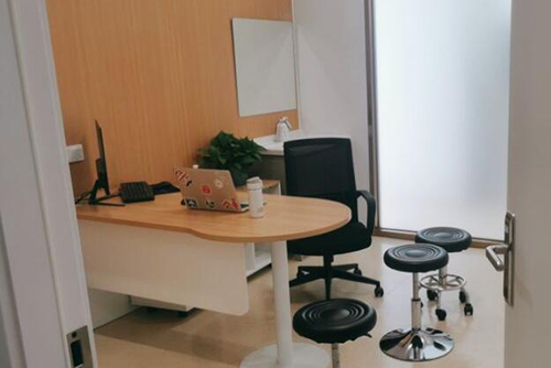 重庆华厦渝州眼科面诊室