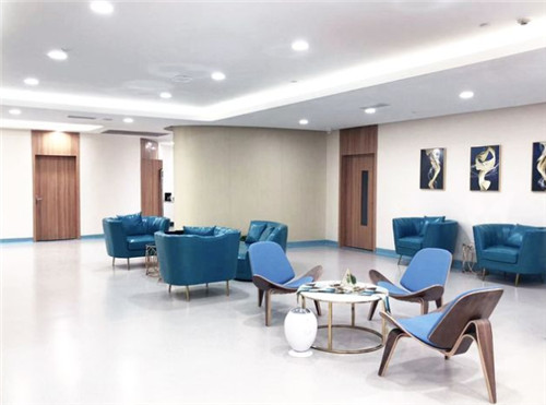 重庆中新美陆vs佰视佳：综合眼科与屈光手术对比