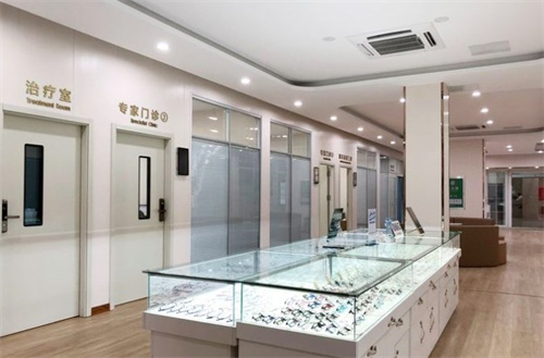 徐州瑞博眼科陈杰汉：20年经验的近视手术专家