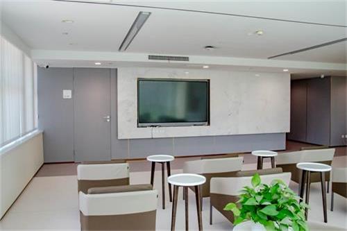 北京爱尔新力眼科医院大厅 北京爱尔新力眼科医院大厅