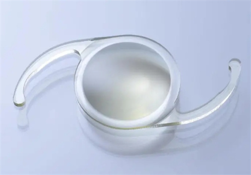 西安蓝田华阳眼科医院：角膜塑形镜7800元，白内障手术5000元起