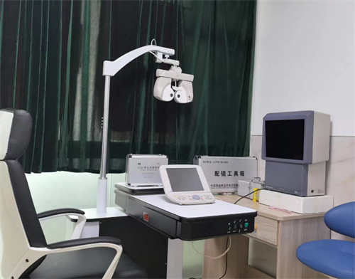 德城靓目综合门诊部验光区