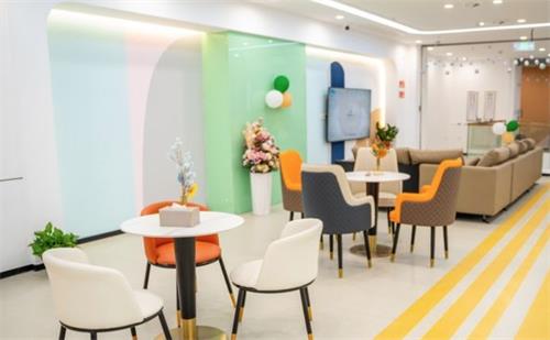 柳州赋盈眼科等候区 柳州赋盈眼科等候区