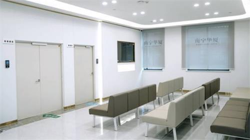 南宁华厦眼科等候区