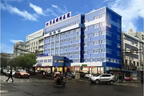 许昌华厦眼科医院门头
