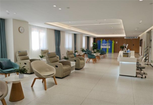 深北爱尔眼科内部环境图